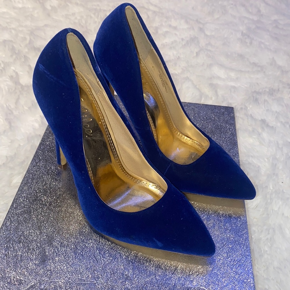 Blue Heels